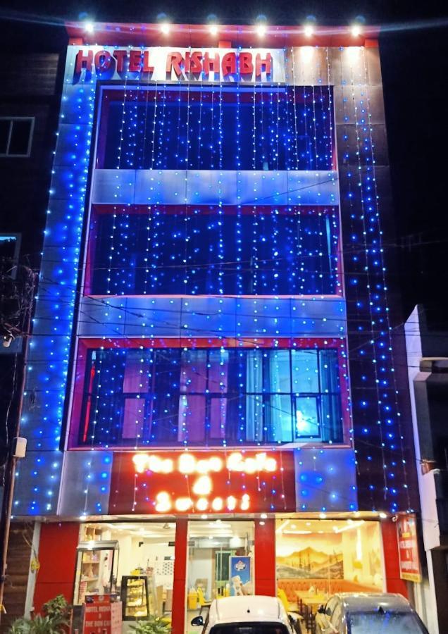 Hotel Rishabh And Banquet Hall Pithorāgarh Kültér fotó